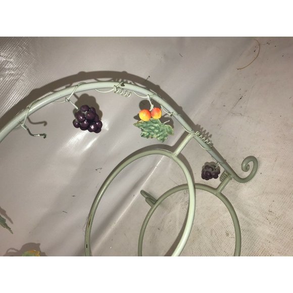 GRAPE VINE PLATE HOLDER Green Coated Metal Wire Picnic Buffet - Picture 5 of 8
